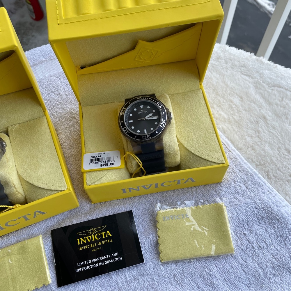 INVICTA Luxury Diving Watch (2) - *** NEW *** - Picture 9 of 15